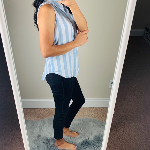 Striped button down top - Picture 2 of 8